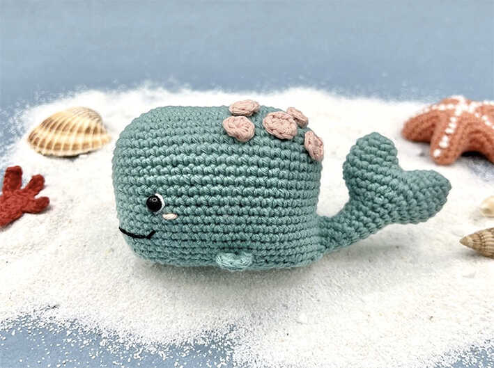 Amigurumi Whale Free Pattern AllFree 240324 0