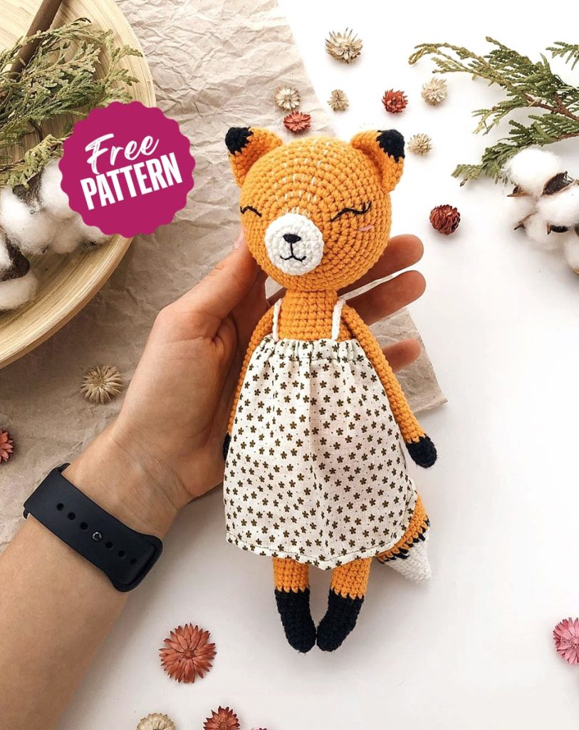 Free Pattern for Amigurumi Fox - JeanneChic