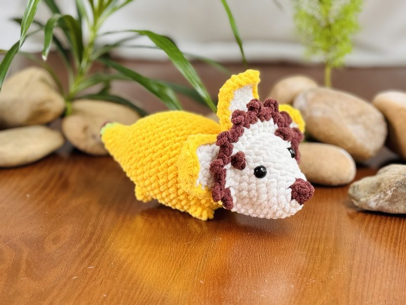 Top view of the Triceratops BANANASAURUS Crochet