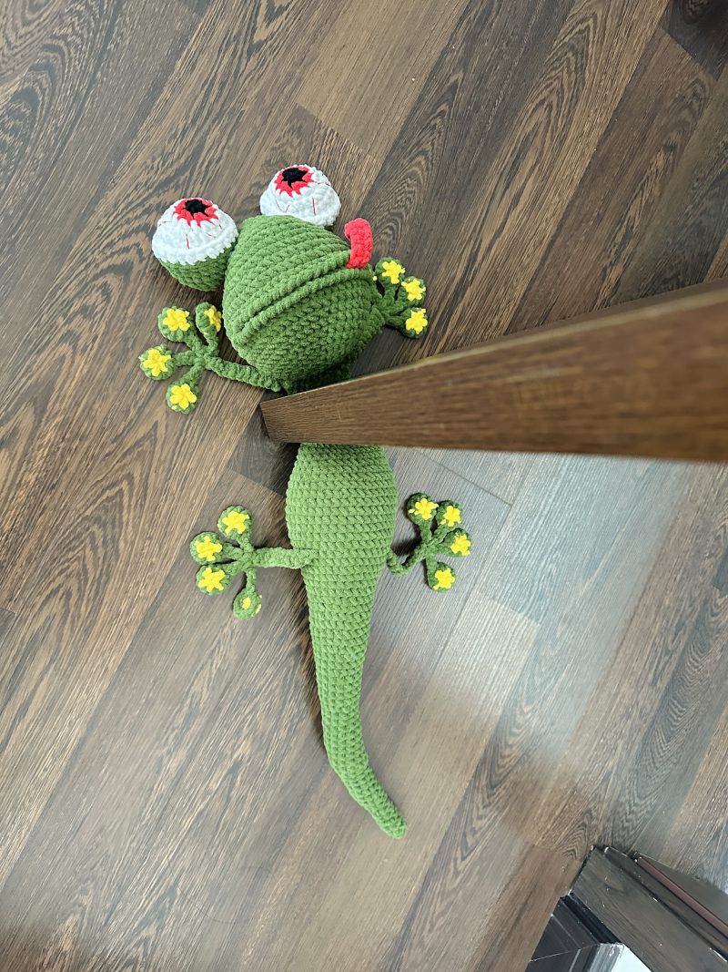 Lizard Door Stopper Pattern
